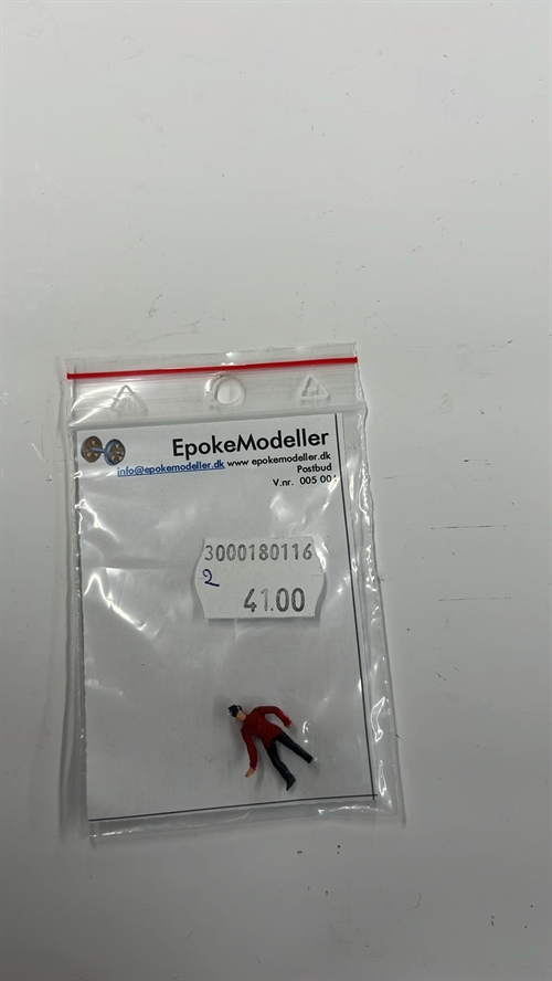 EpokeModeller 005 002 Briefträger, H0