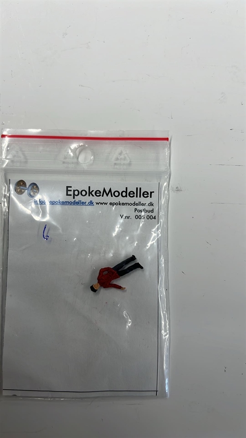 EpokeModeller 005 006 Briefträger, H0