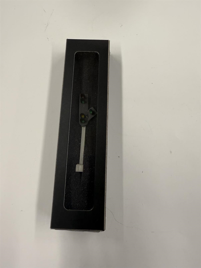 Modelleisenbahn H09hf Hauptsignal, fertig montiert, H0