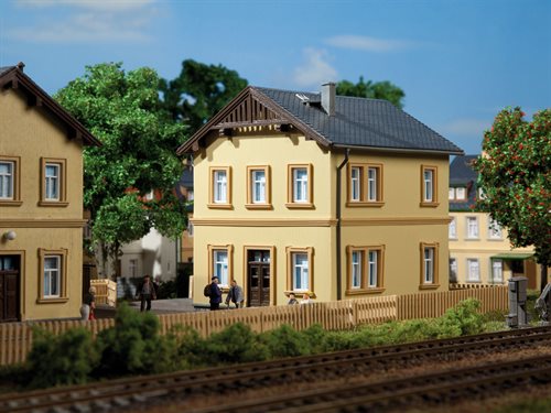 Auhagen 11349 Bahndirektionsgebäude, H0