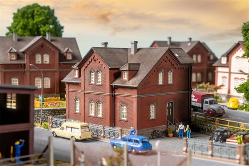 Faller 130753 Baumeistervilla Bergmannsplatz 2, H0