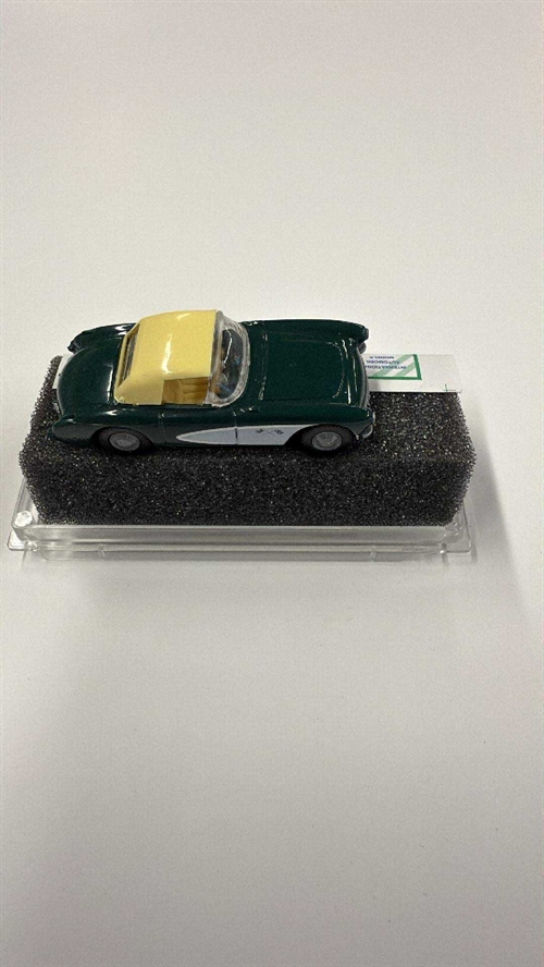 Revell 5400 Chevy Corvette, weiß/grün, H0