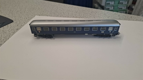 Märklin 4032 Schnellzugwagen mit Schlusslichtern (GEBRAUCHT)