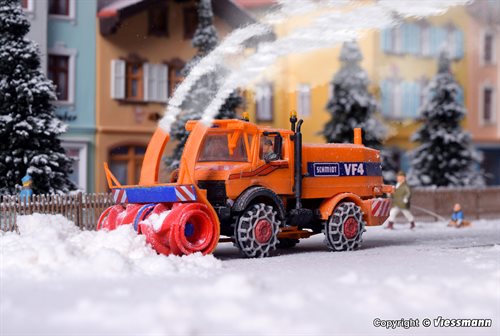 Kibri 15011 Unimog Schneefräse mit Winterdienstausrüstung, H0