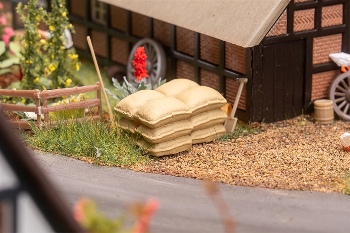 Faller 180010 30 Taschen, gestapelt