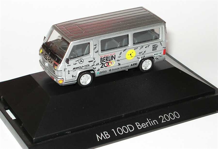Herpa 911573 Mercedes Benz A-Klasse, „HCC 2013“ H0