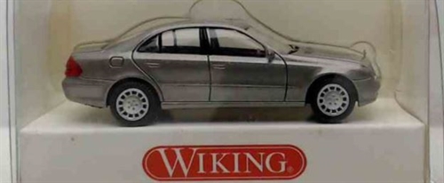 Wiking 2190126 Mercedes-Benz E-Klasse, Kubasilber, H0