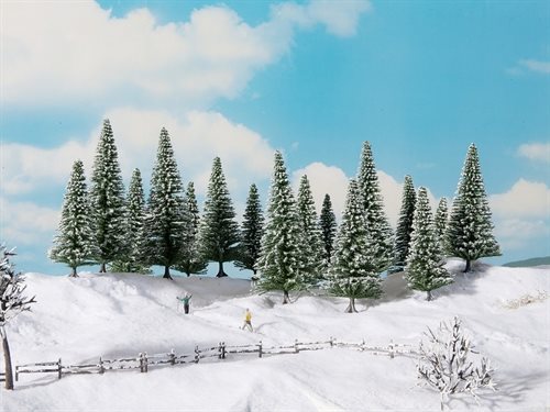 Noch 24681 Tannenbäume mit Schnee, 16 Stück, 10-14 cm, H0/TT