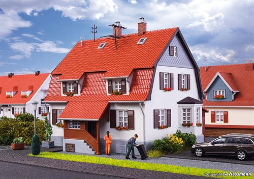 Kibri 38162 Villa mit Dachgeschoss, H0