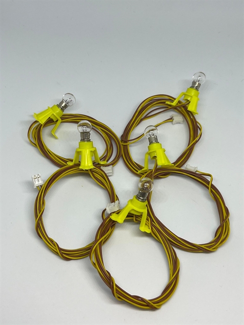 SMT 5010 Hausbeleuchtungen, 5 Stück mit einem Meter Kabel sowie Stecker