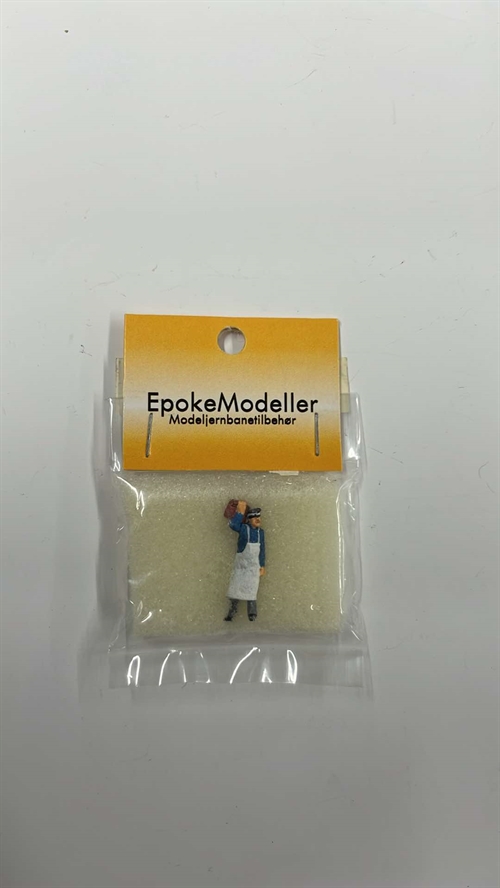 EpokeModeller 005014 Bierträger mit Kiste, H0