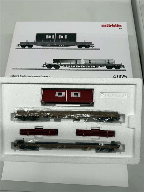 Märklin 47025 DSB-Wagenset mit Baumaterialien (GEBRAUCHT)
