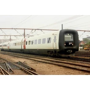 McK 5002 dc-sound DSB MF 5040 Weiß mit roten Türen. Ca. 1991 - 2005
