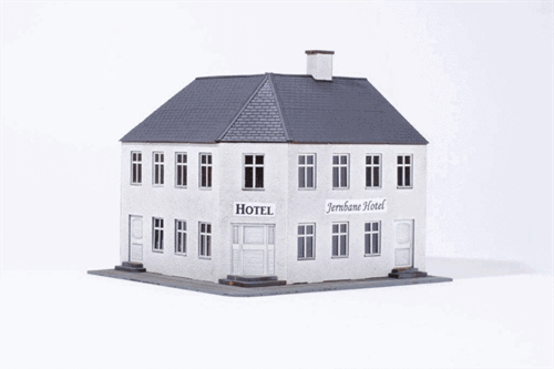 Hobbytrade 87202 Eckhaus mit Hotel, H0