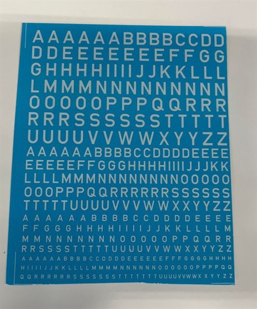 DMC-Aufkleber B10 Buchstaben, gemischte Größen, weiß