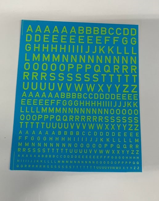 DMC Aufkleber B20 Buchstaben, gemischte Größen, gelb