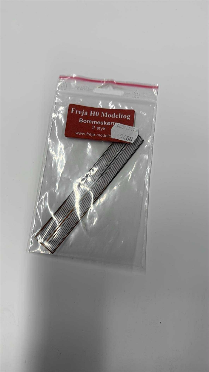  Freja Modelleisenbahn 010 DSB - Schilder, geätzt, 3-tlg. pro Satz. Schildgröße 2 x 4,4 mm, H0