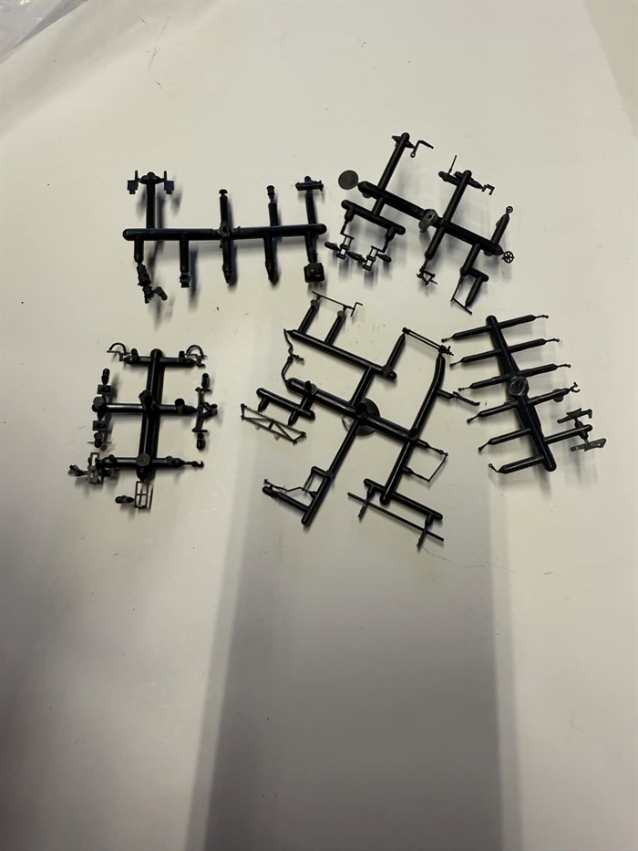 Hobbytrade 99057 10 verschiedene Schritte für Güterwagen