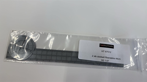Hobbytrade 87512 Doppelte Fliesenreihe mit verschiedenen Ecken, 44 cm, H0