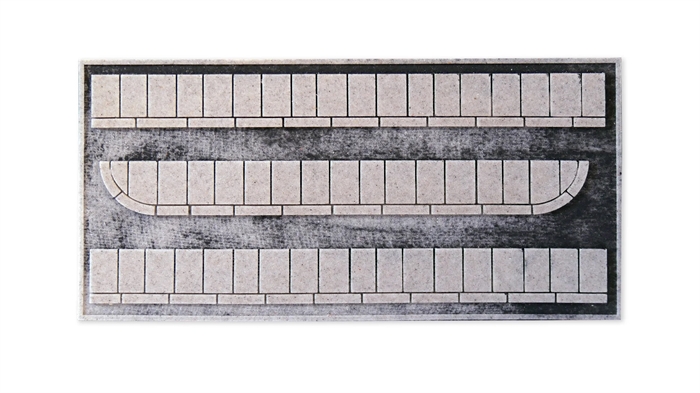Noch 60340 Strukturpflaster „Betonplatten“ 1,6 cm breit, Gesamtlänge 86,2 cm, H0